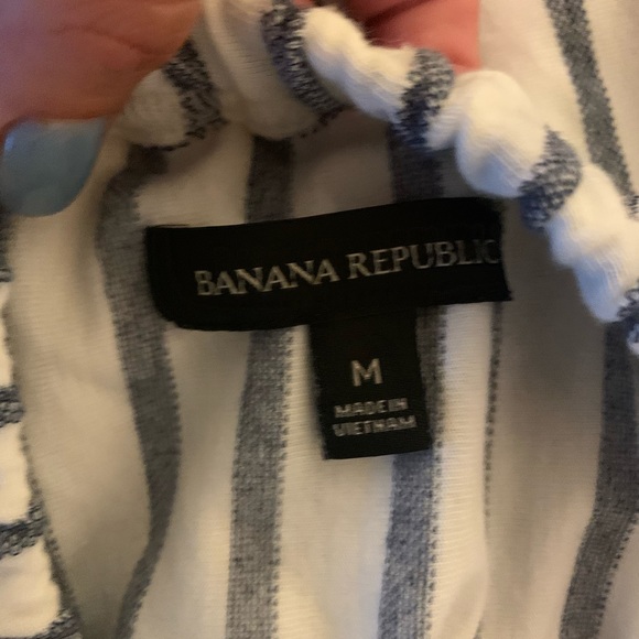 Banana republic off the shoulder shirt - Picture 3 of 3